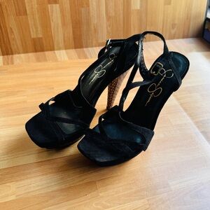 Jessica Simpson black spiked strappy sandals size 6